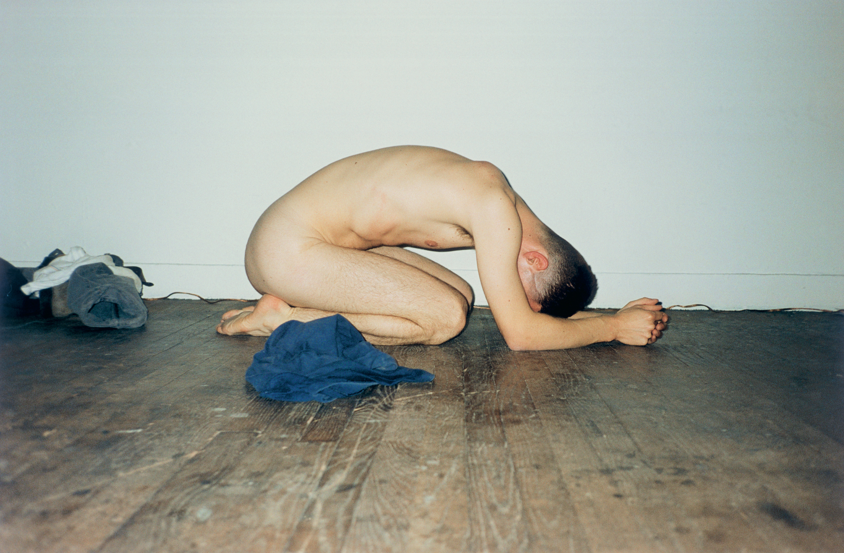 wolfgang tillmans like praying