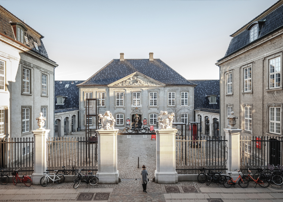 Designmuseum Danmark plaza