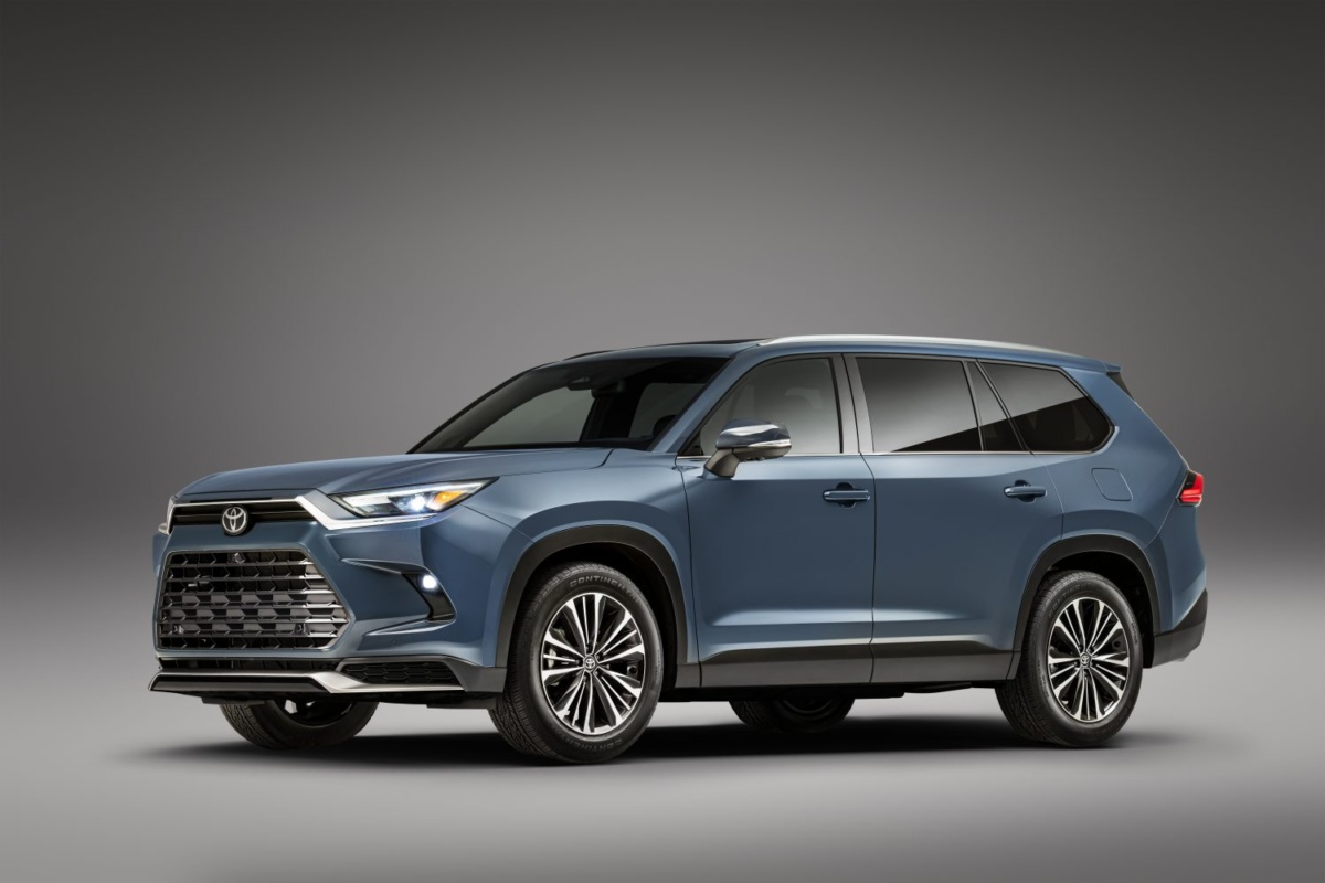 2023 Chicago Auto Show Toyota Grand Highlander