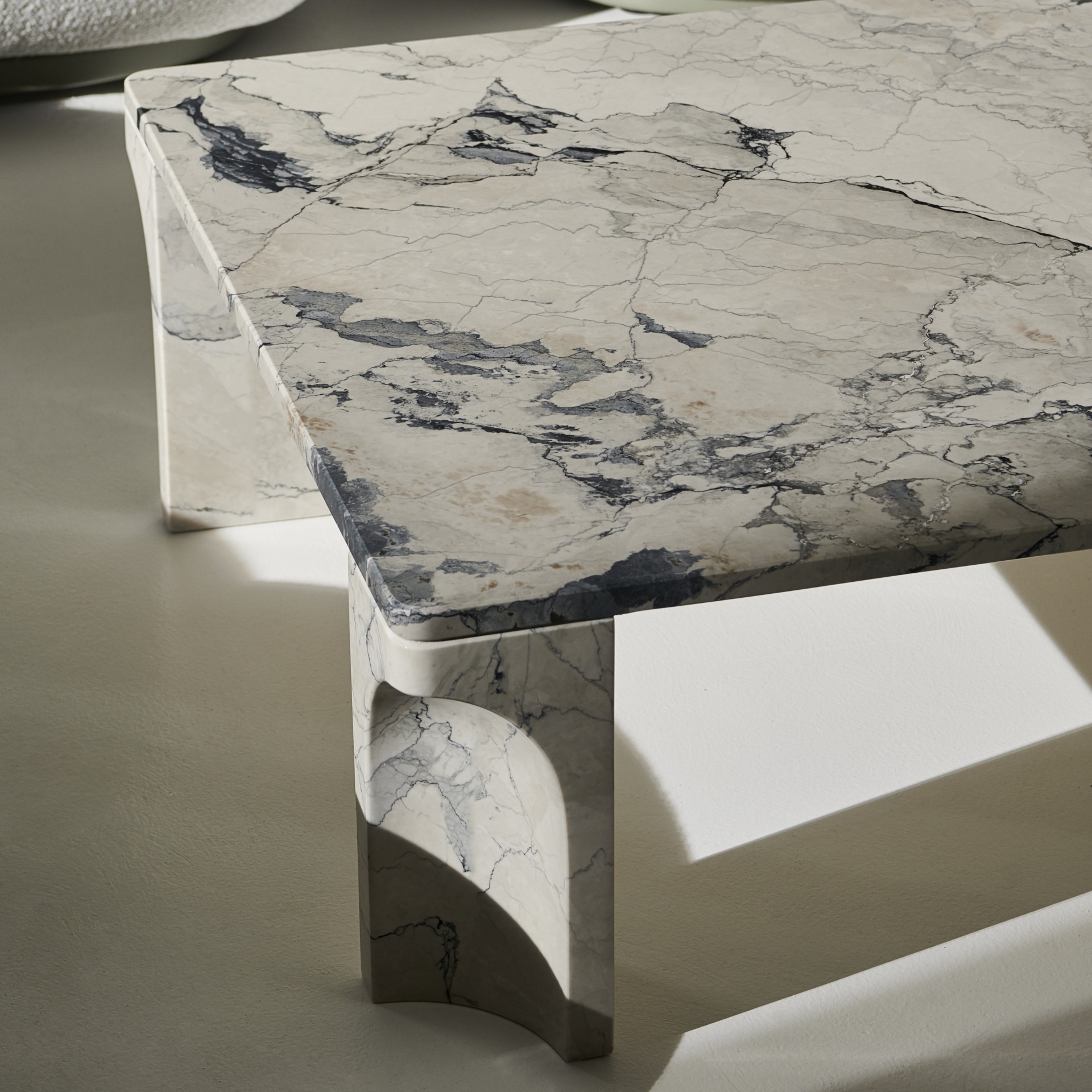 doric coffee table sixtysix 01