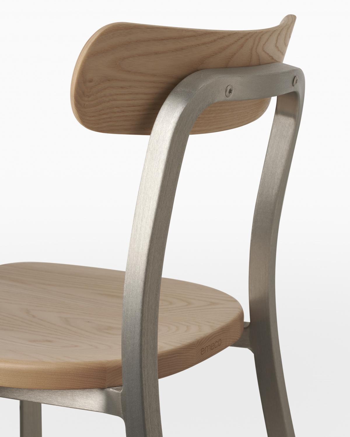 emeco utility by jasper morrison 04