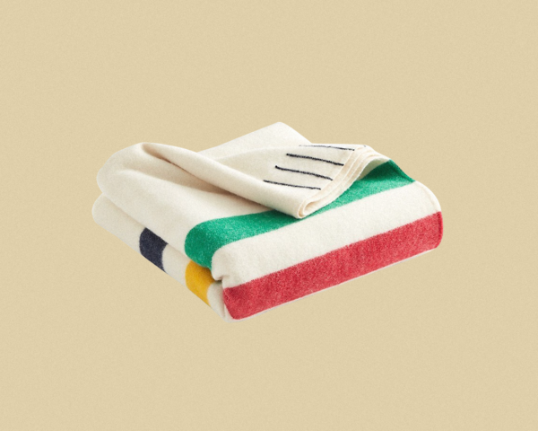 Iconic Designs for the Bedroom 03