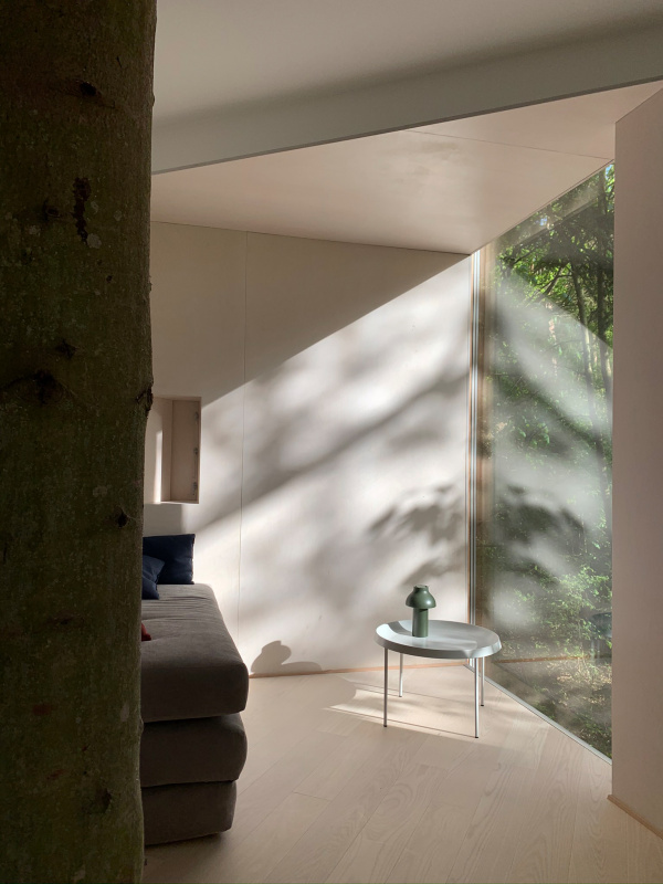 “Treetop Hotel Løvtag,” 2018. Courtesy of Sigurd Larsen