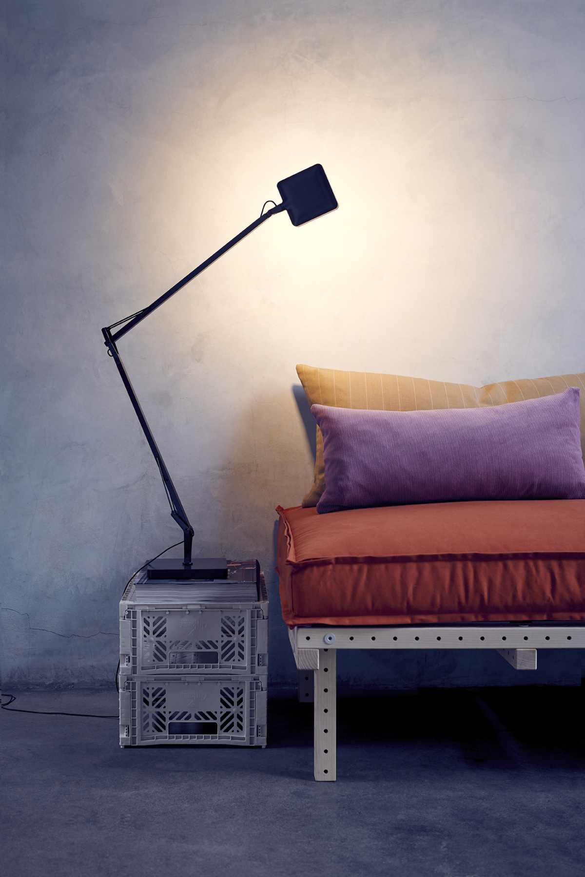 lorenza daybed from loose parts