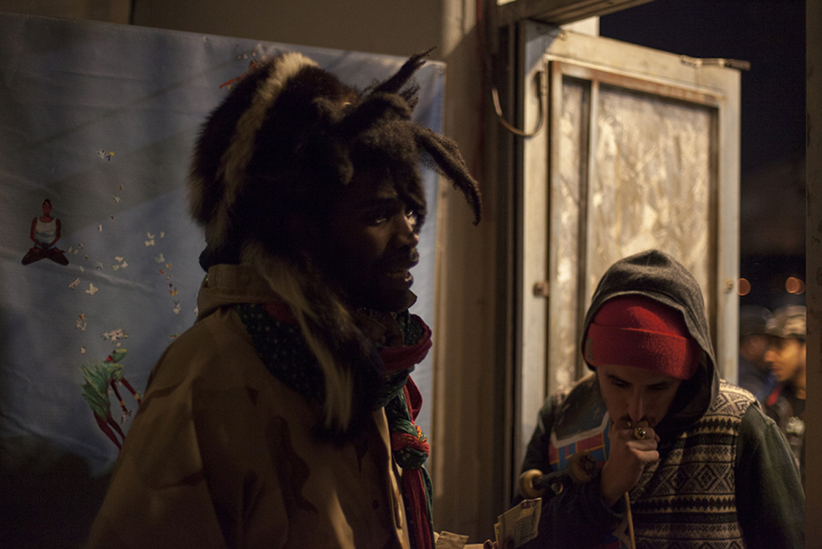 Gary Let Her Monica Nouwens 07