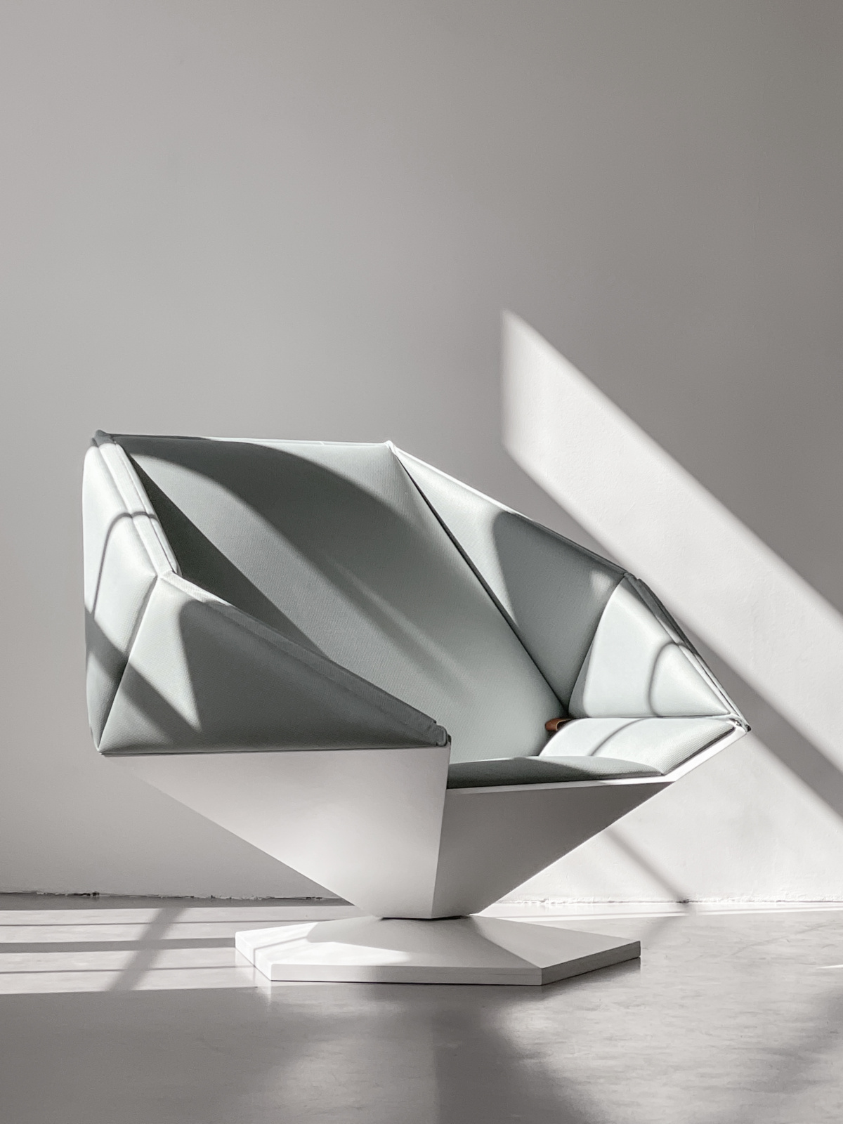 Noppi's Orri chair future on stage