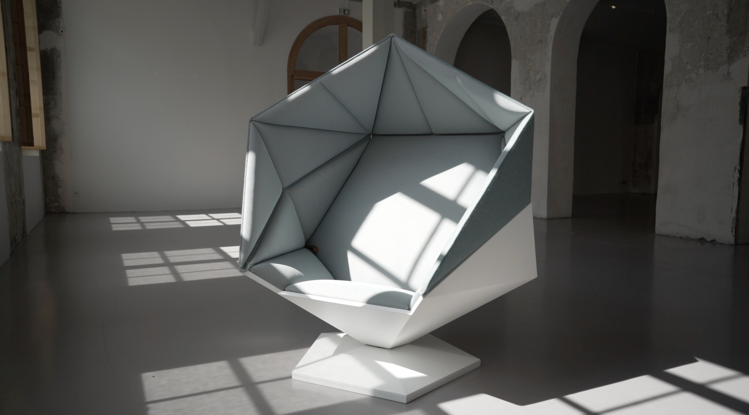 Noppi's Orri chair future on stage