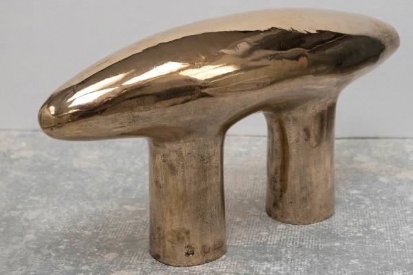 Arctic Fox bench-sculpture by Abel Cárcamo. 88 Gallery