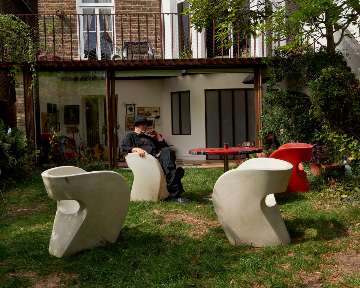 ron arad sixtysix mag 07