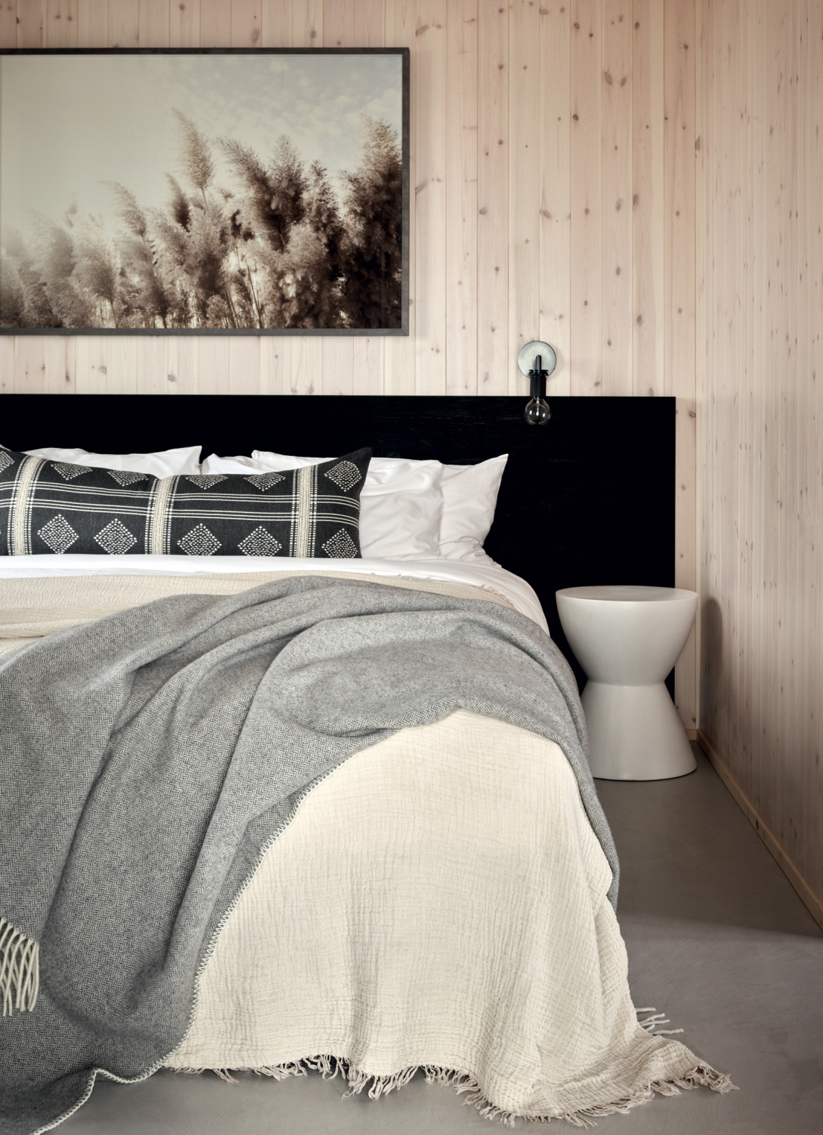 wander the resort bedroom