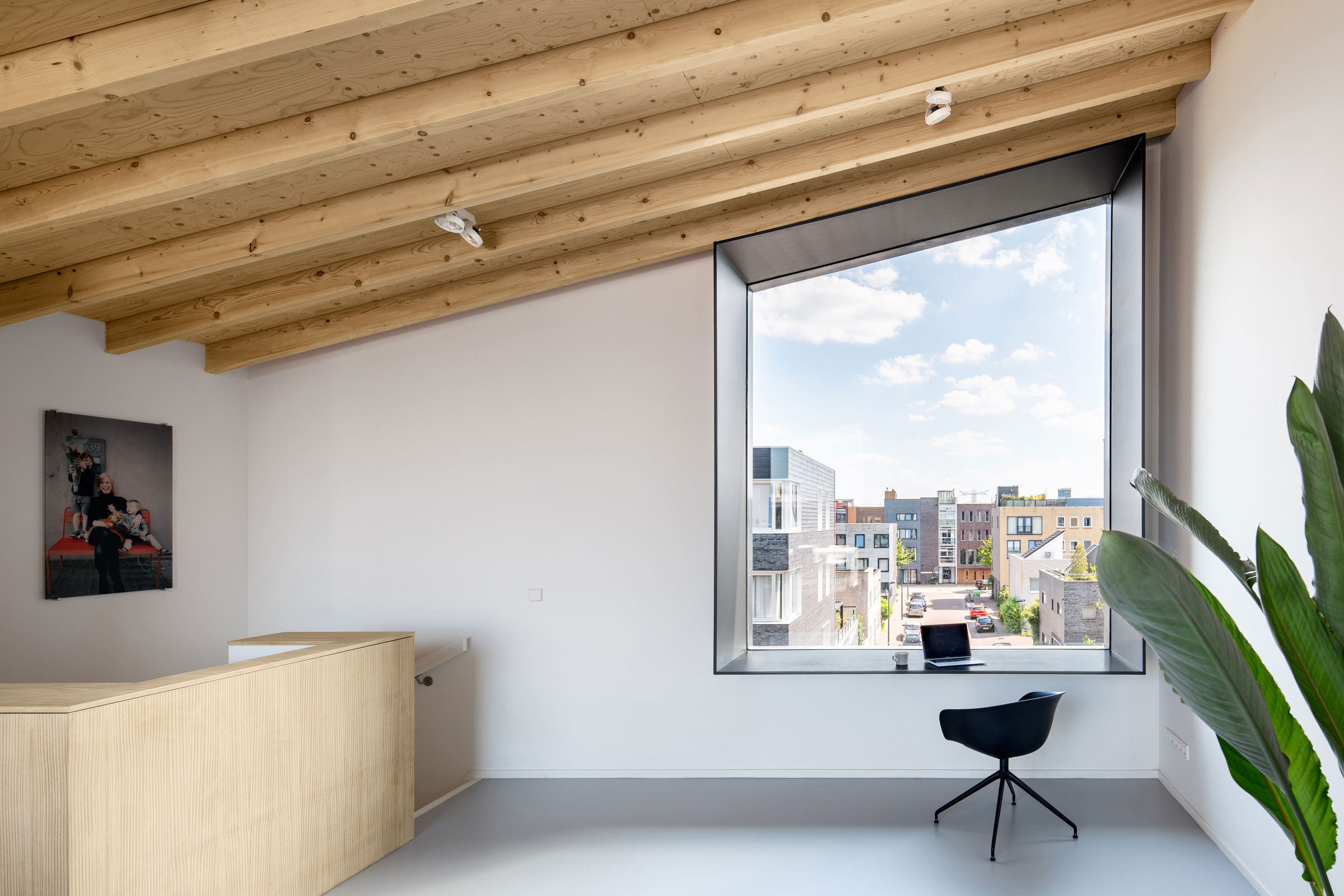 bureau fraai black gems sixtysix magazine