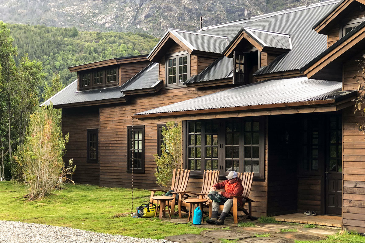 eleven chile rio palena lodge front view