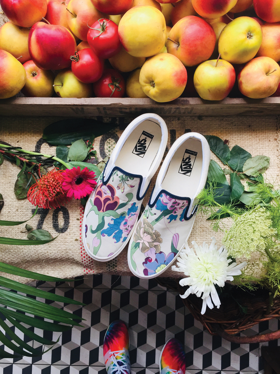 sixtysix mag MURUGIAH floral vans slipons