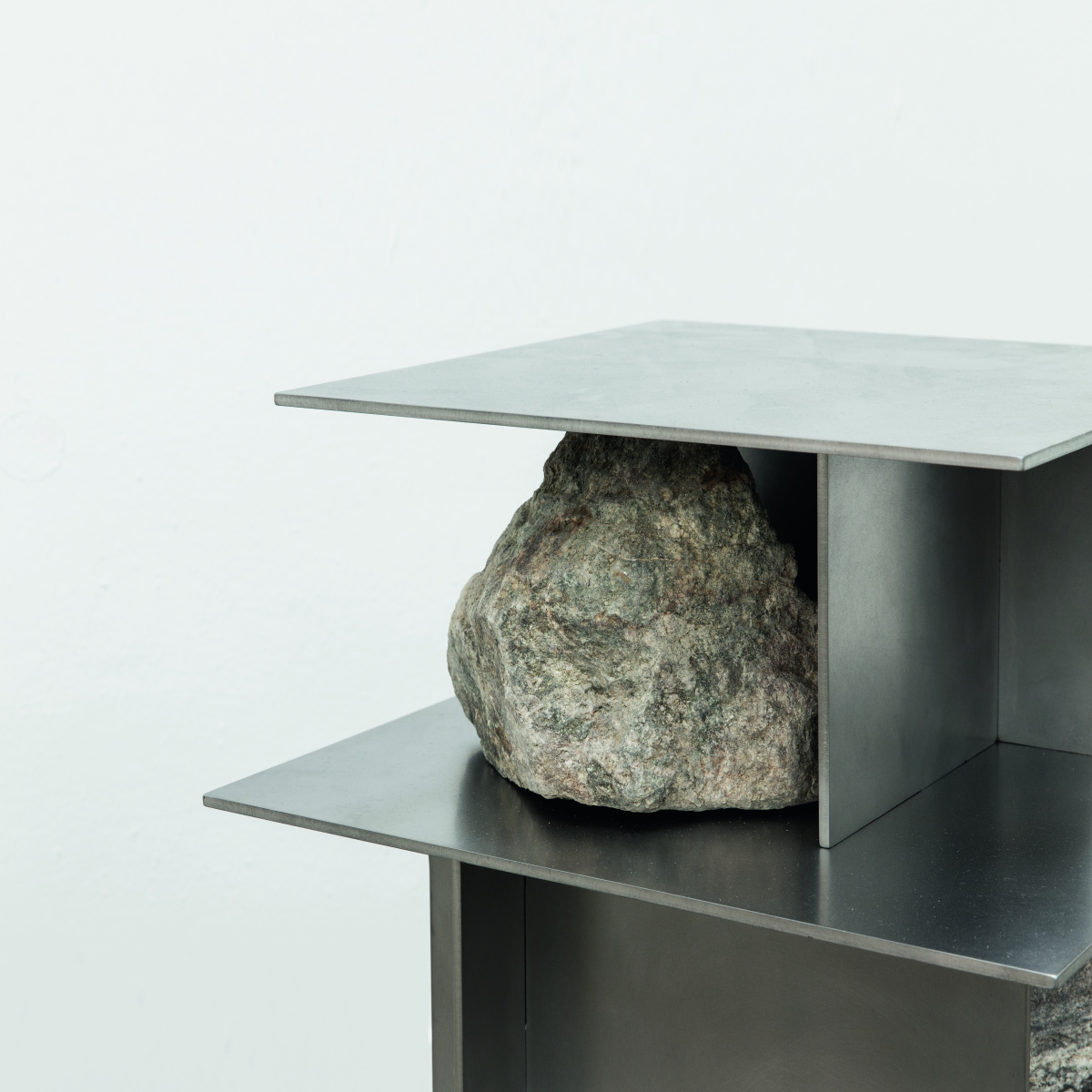 sisan lee stone pagoda 3 level