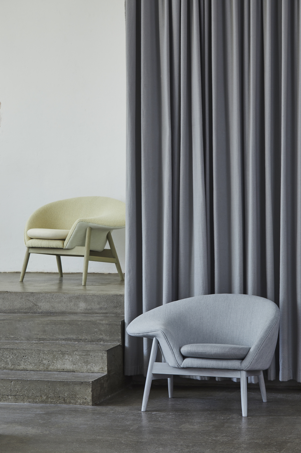 warm nordic fried egg chair alfredo haberli