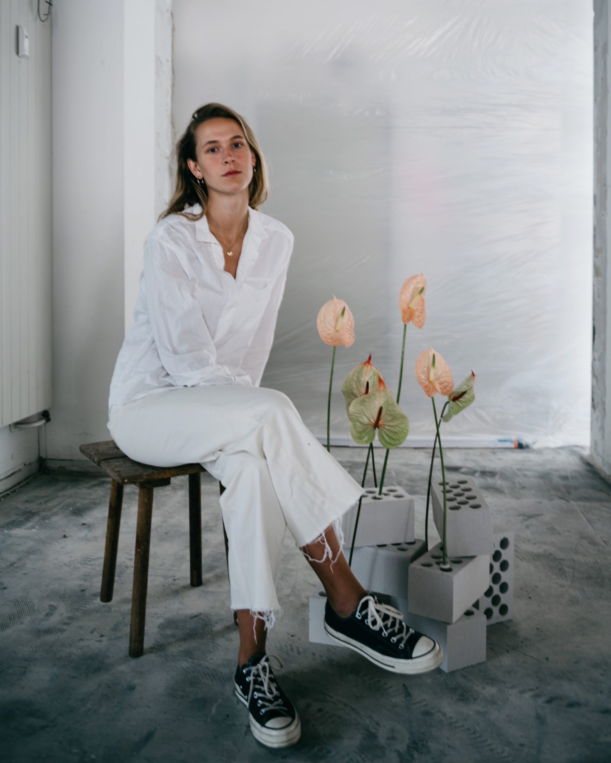 Lilo Klinkenberg with flowers